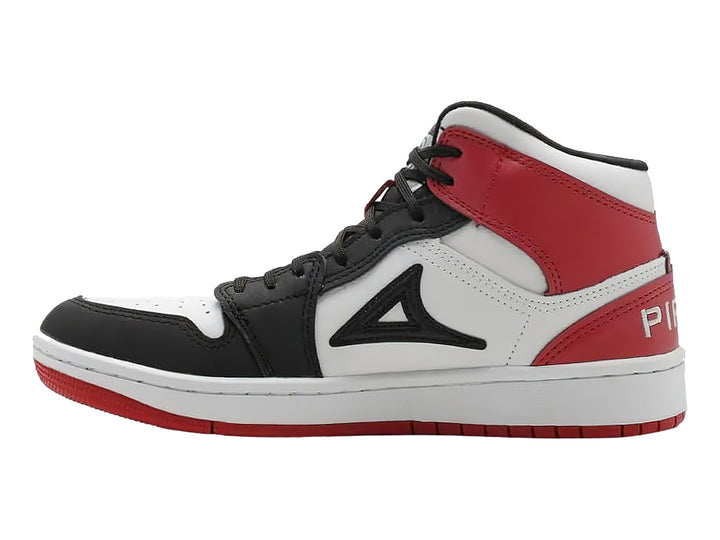 Tenis deportivos de bota alta en colores blanco, negro y rojo con suela blanca.