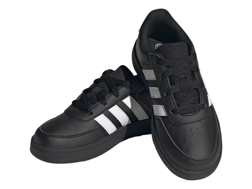 Tenis Adidas Breaknet 2.0 color negro con franjas blancas laterales.