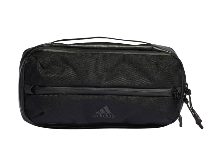Bolso slingbag Adidas color negro con cierre frontal y asa superior sobre fondo blanco.