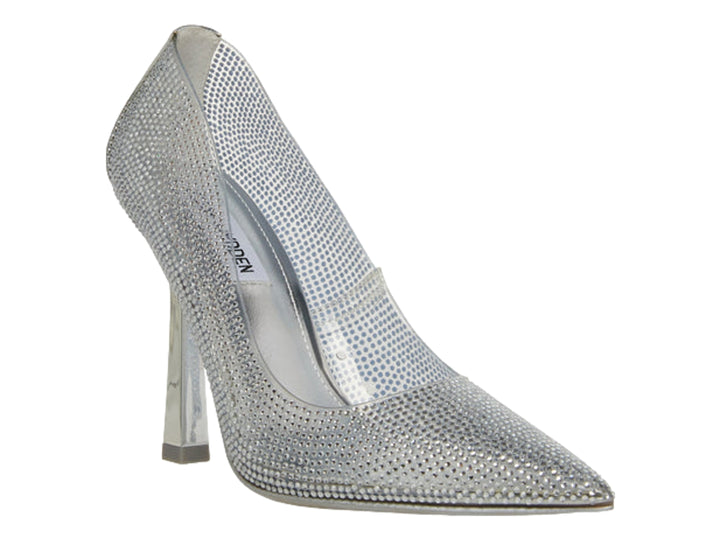 Zapato de tacón alto color plata con cristales brillantes y tacón transparente.