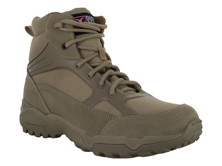 Bota táctica Duty Gear color ámbar con suela robusta y materiales mixtos de cuero y tela.