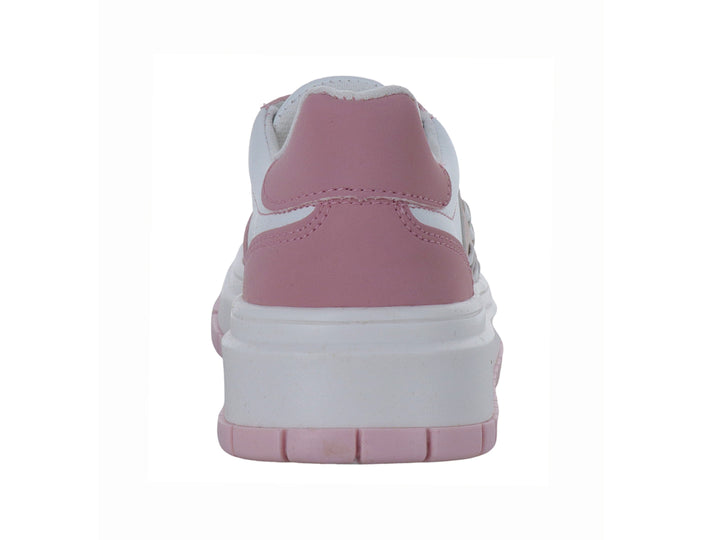 Tenis deportivos de plataforma para niña en colores blanco y rosa con detalles calados laterales.