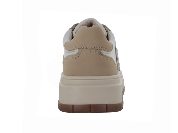 Tenis Elefante Bucky en color arena y blanco con suela de plataforma marrón.