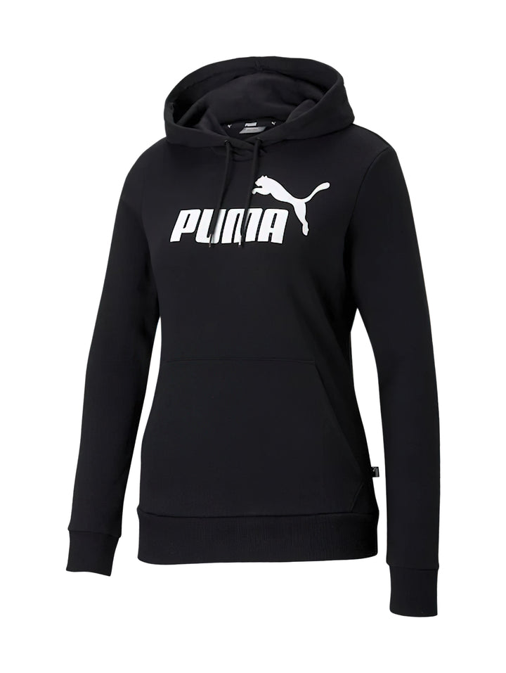Mujer vistiendo una sudadera deportiva PUMA de color negro con logotipo blanco en el pecho y capucha.