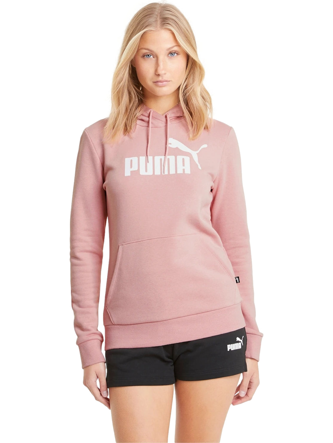 Sudadera con capucha PUMA color rosa Bridal Rose con logotipo blanco en el pecho.