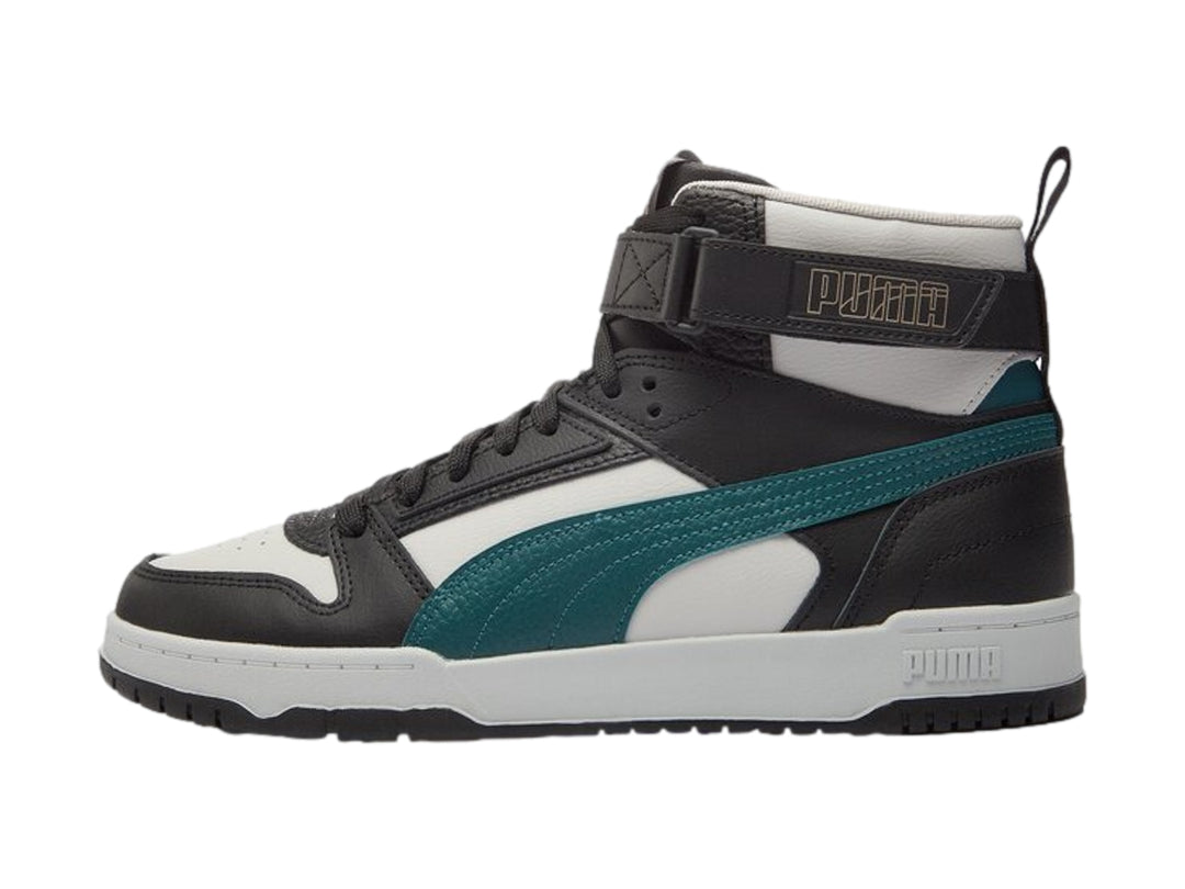 Tenis PUMA de corte alto en colores negro, blanco y verde malachite.