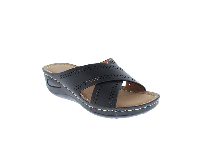 Sandalia negra para mujer con tiras cruzadas perforadas y costuras blancas decorativas en la suela.