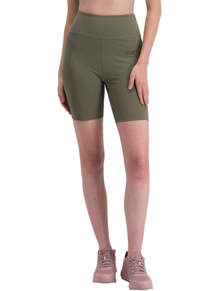 Mallas cortas tipo biker color verde oliva para mujer de la marca Skechers.