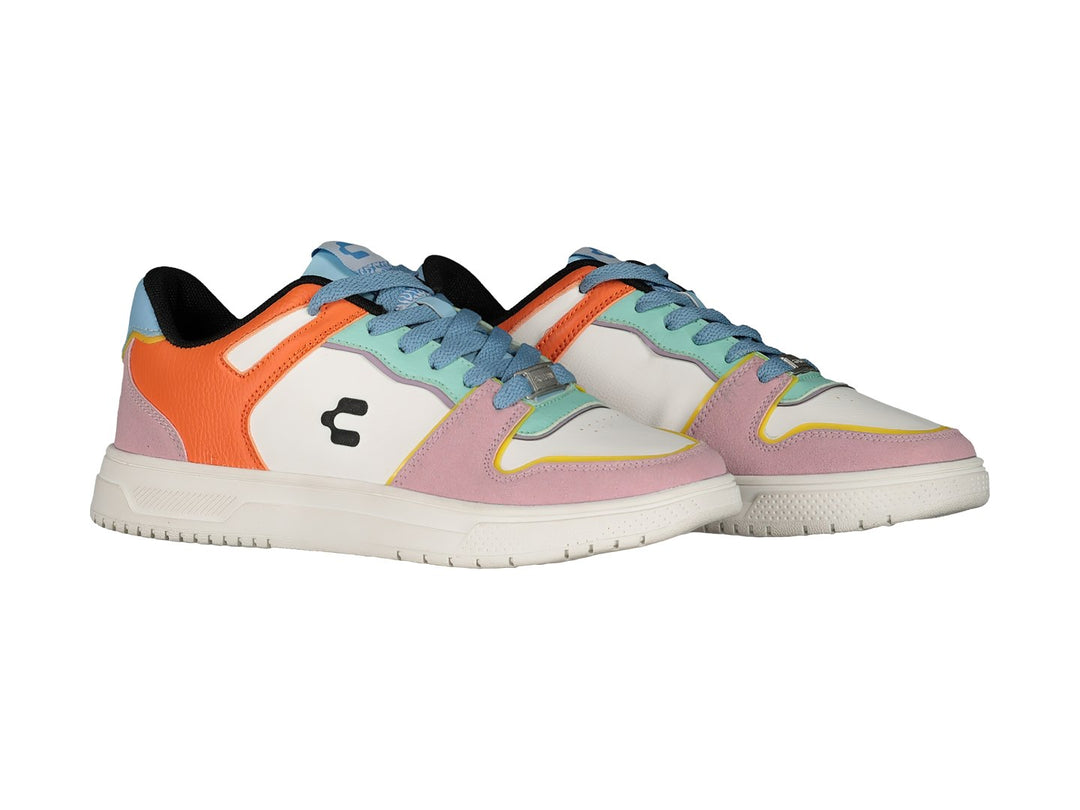Tenis deportivos Charly multicolor con suela blanca y detalles en naranja, rosa y azul.