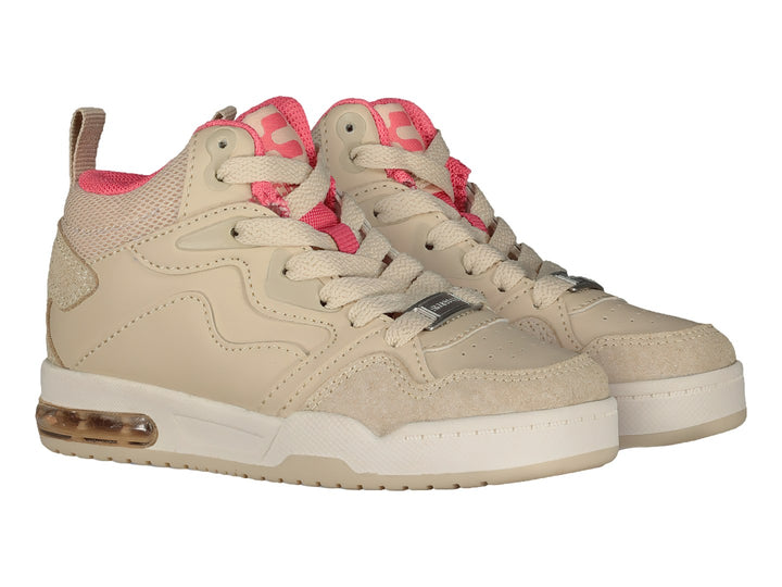 Tenis deportivos Charly color beige con interior rosa y cámara de aire en el talón.