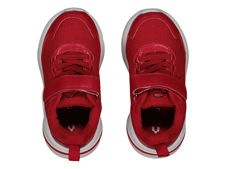 Tenis deportivos Charly color rojo con suela blanca y cierre de velcro para niños.