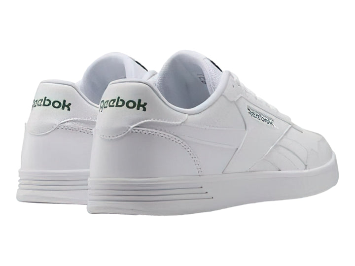 Tenis Reebok Court Advance color blanco con detalles en verde claro.