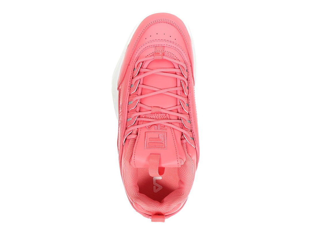 Tenis FILA Disruptor II en color rosa con suela blanca gruesa y dentada.