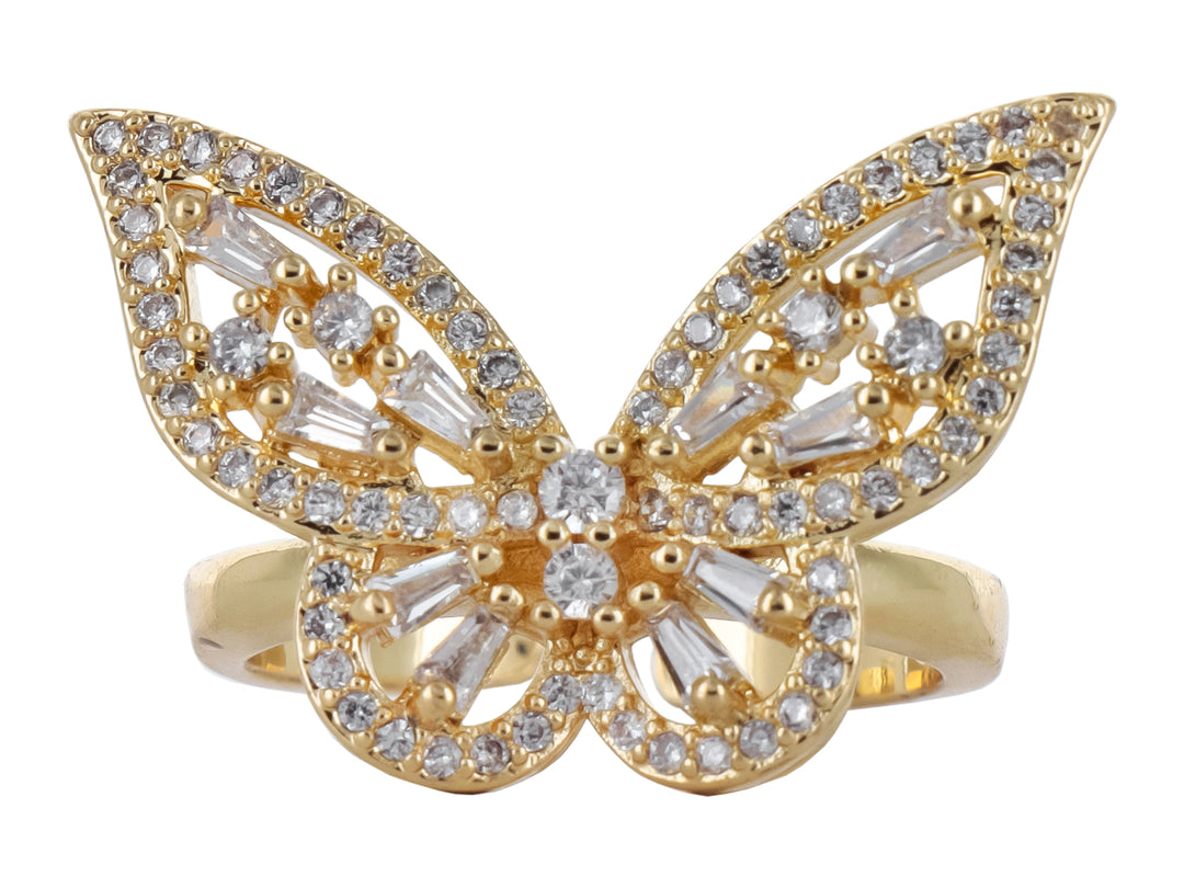 Anillo dorado con diseño de mariposa adornado con brillantes blancos en toda la superficie.