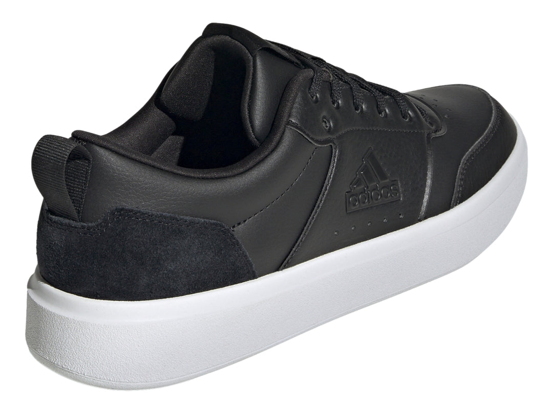 Tenis Adidas Park ST en color negro con suela blanca y logotipo de la marca en el lateral.