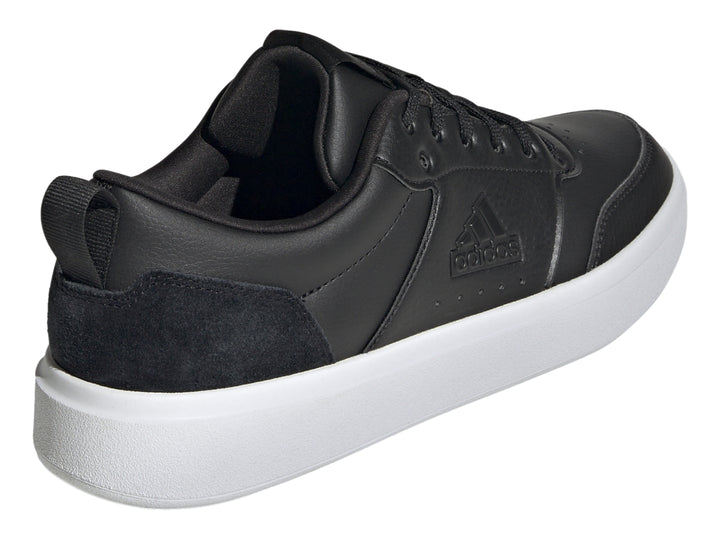 Tenis Adidas Park ST en color negro con suela blanca y logotipo de la marca en el lateral.