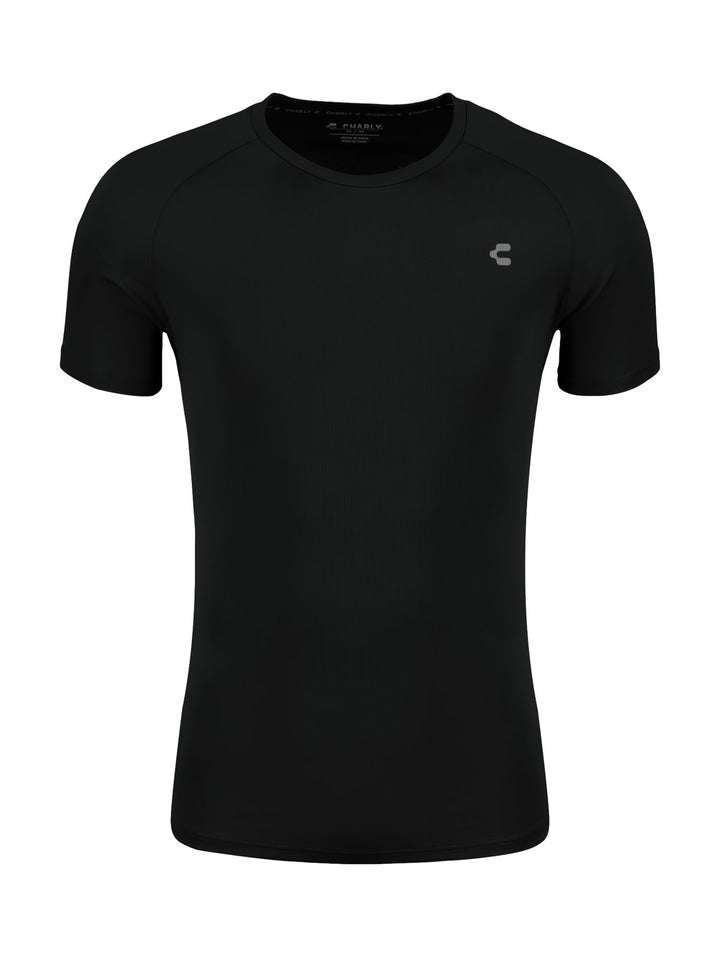 Camiseta deportiva de manga corta color negro con logotipo pequeño en el pecho.