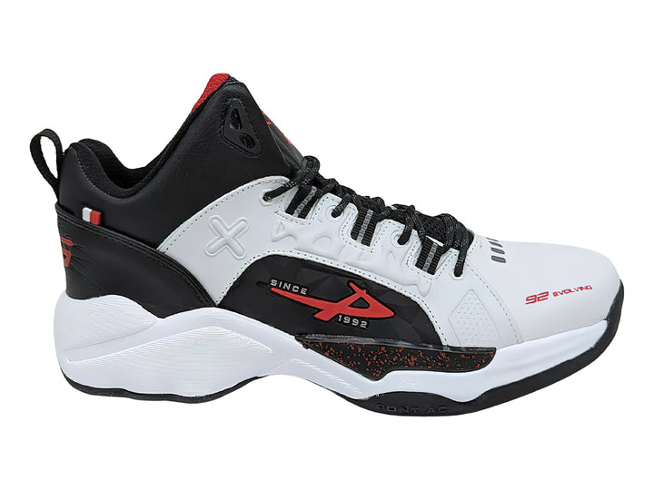 Tenis de baloncesto Pontiac AXL en colores blanco, negro y rojo con diseño deportivo de caña media.