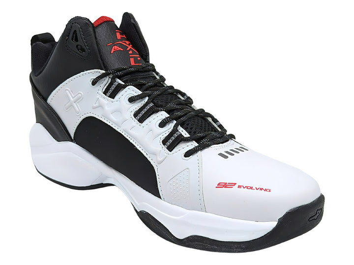 Tenis de baloncesto Pontiac AXL en colores blanco, negro y rojo con diseño deportivo de caña media.