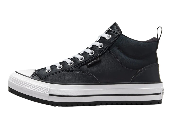 Tenis Converse Chuck Taylor All Star Malden Street Boot Mid color negro con detalles en blanco.
