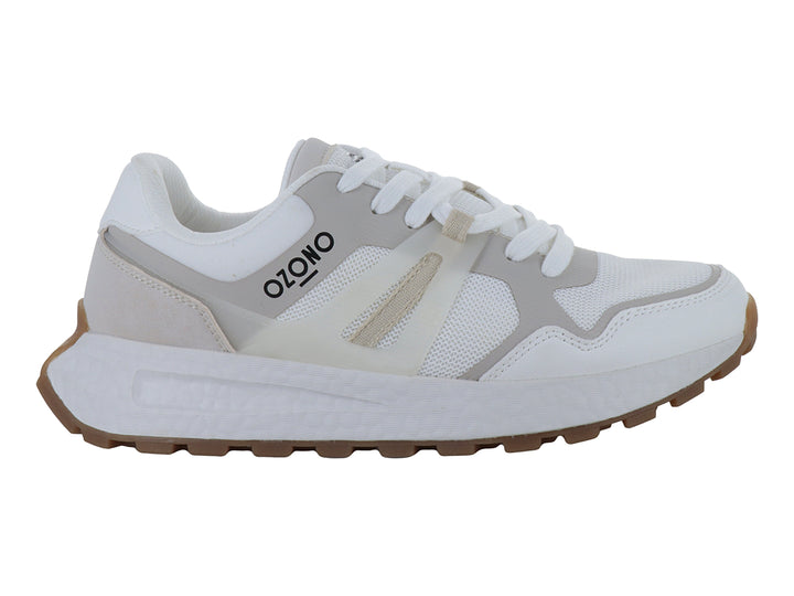 Tenis blancos Capa de Ozono con detalles en beige y suela marrón dentada.
