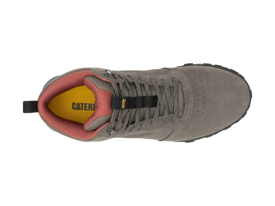 Botín Caterpillar de color taupe con detalles rojos en el cuello y suela negra resistente.