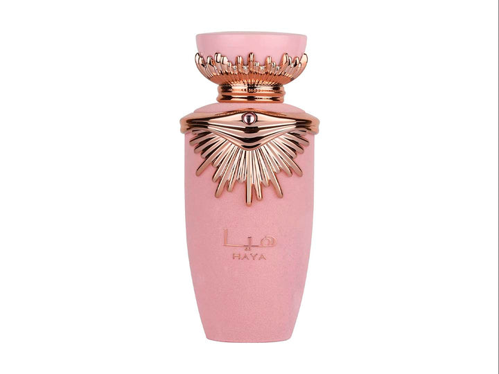 Perfume Lattafa Haya en botella rosa con detalles dorados y su caja rectangular a juego.