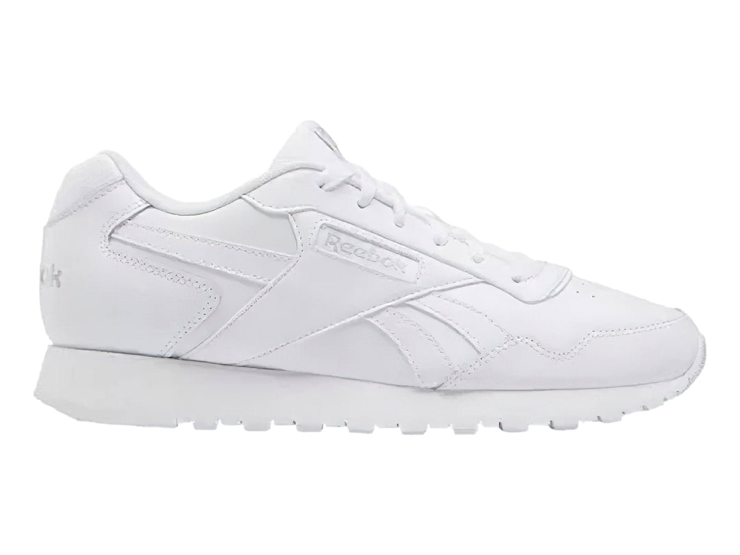 Tenis Reebok Glide color blanco, diseño deportivo de corte bajo con cordones y suela blanca.
