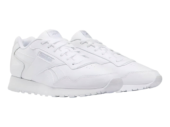 Tenis Reebok Glide color blanco, diseño deportivo de corte bajo con cordones y suela blanca.