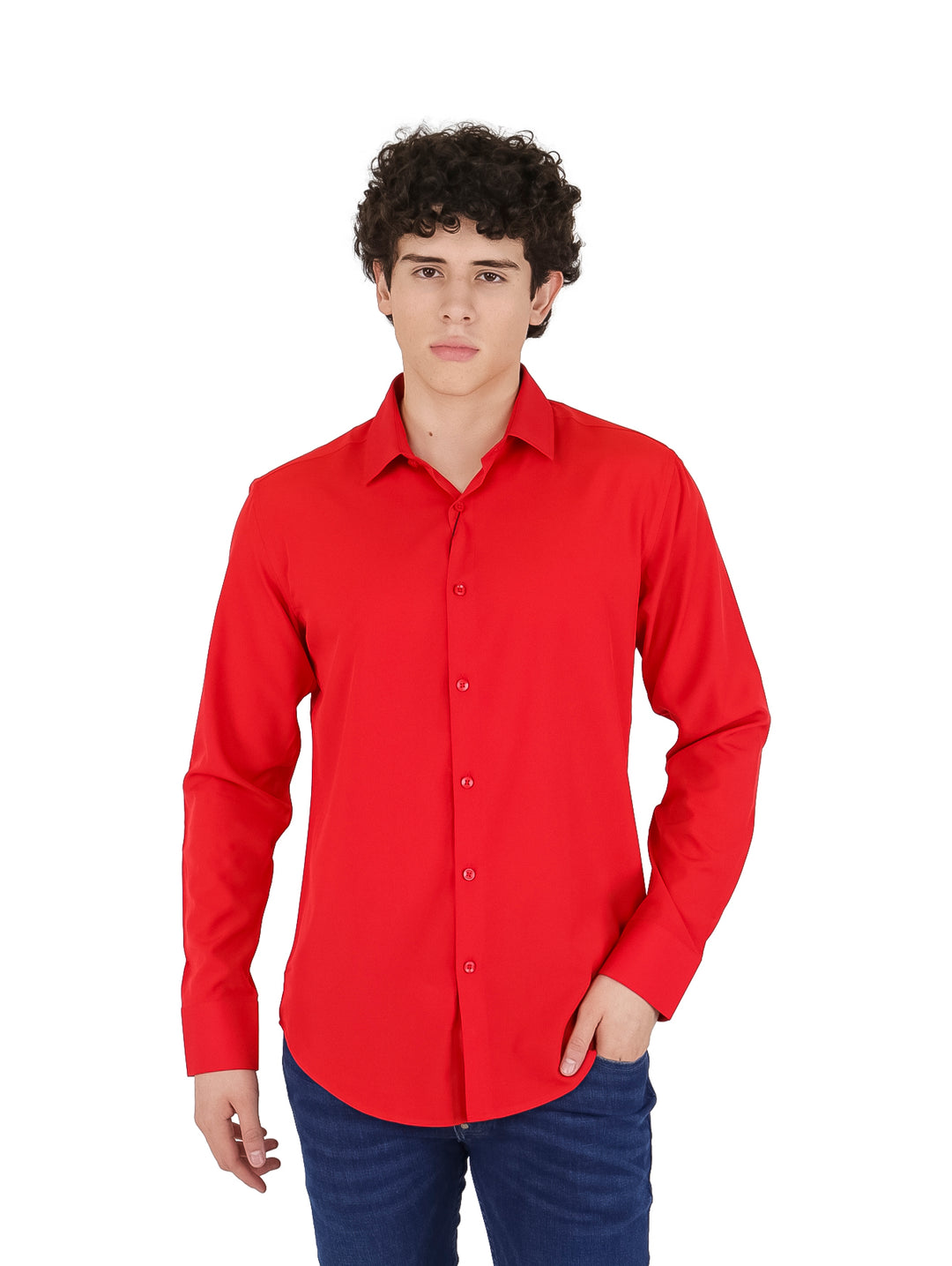 Hombre vistiendo una camisa roja de manga larga con botones y cuello.