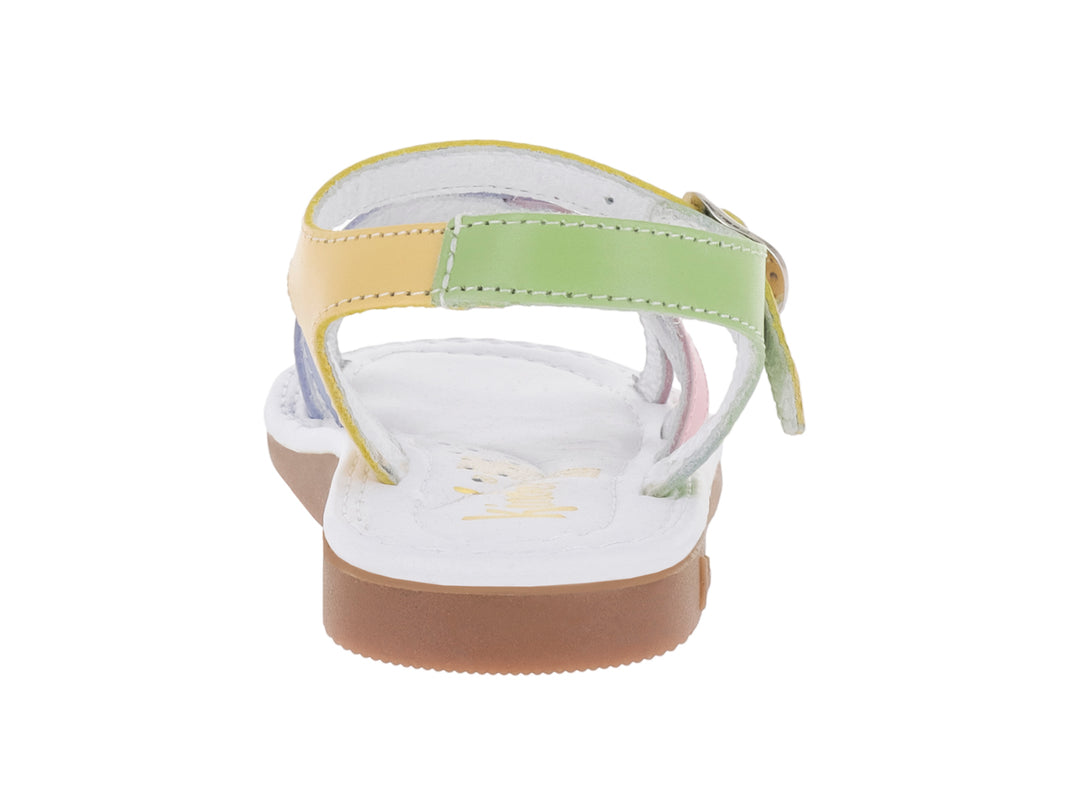 Sandalia infantil de colores pastel con correas cruzadas y suela blanca.