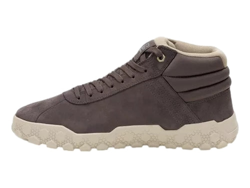 Tenis Caterpillar de caña media en color café coffee bean con suela beige texturizada.