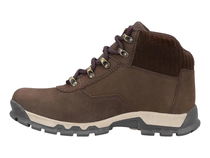 Bota Caterpillar de cuero color chocolate con suela beige y gris, diseño robusto para hombre.