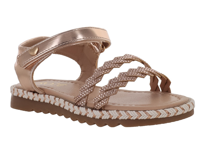 Sandalia para Niña color champagne con tiras trenzadas y suela marrón dentada.
