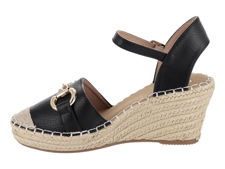 Sandalia de cuña color negro con plataforma de yute beige y detalle de hebilla dorada, para Mujer.