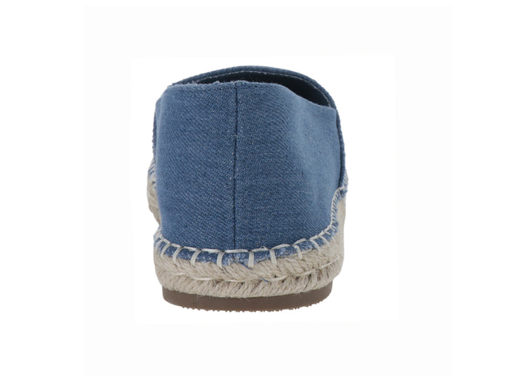 Zapato tipo alpargata color azul navy con suela de cuerda beige y detalles decorativos en la parte superior.