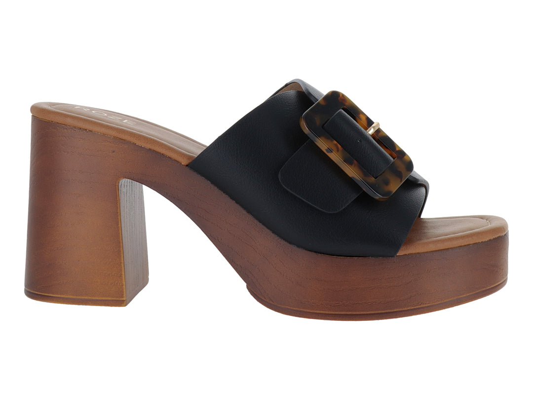 Sandalia de plataforma color negro con tacón marrón y hebilla decorativa efecto carey para mujer.