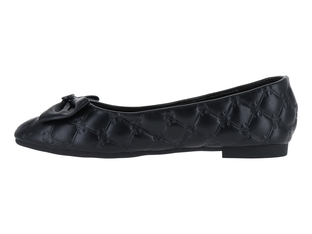 Zapato plano color negro para mujer con textura acolchada y detalle de moño en la parte frontal.