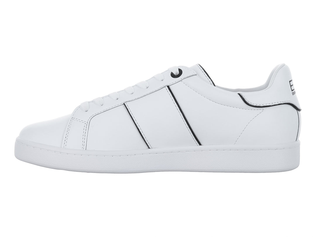 Tenis blancos Emporio Armani con logotipo EA7 en negro y suela blanca.