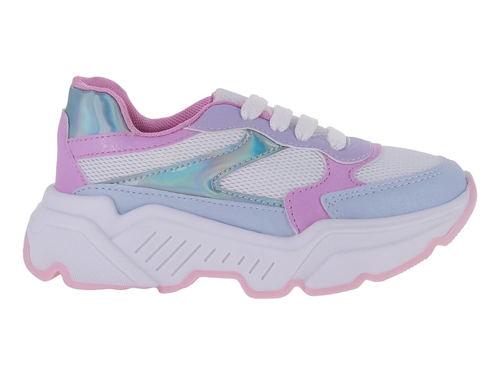 Tenis deportivos para niña en colores blanco, rosa y morado con detalles iridiscentes y suela de plataforma blanca.