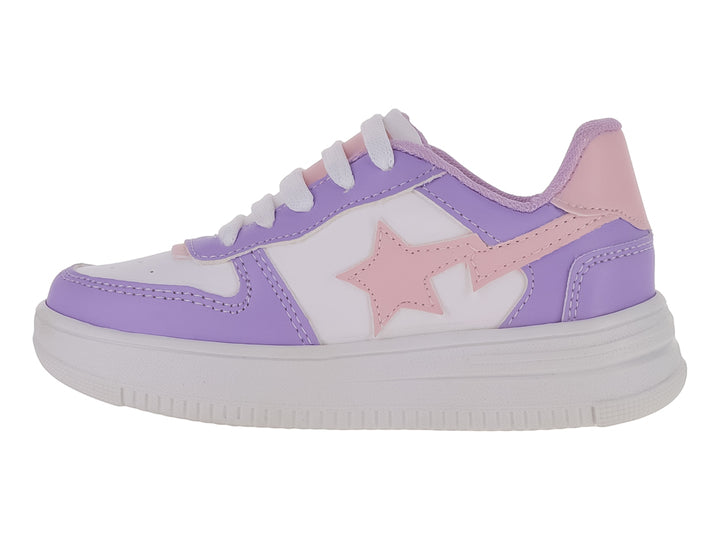Tenis infantiles color lavanda y blanco con detalle de estrella rosa y suela de plataforma blanca.