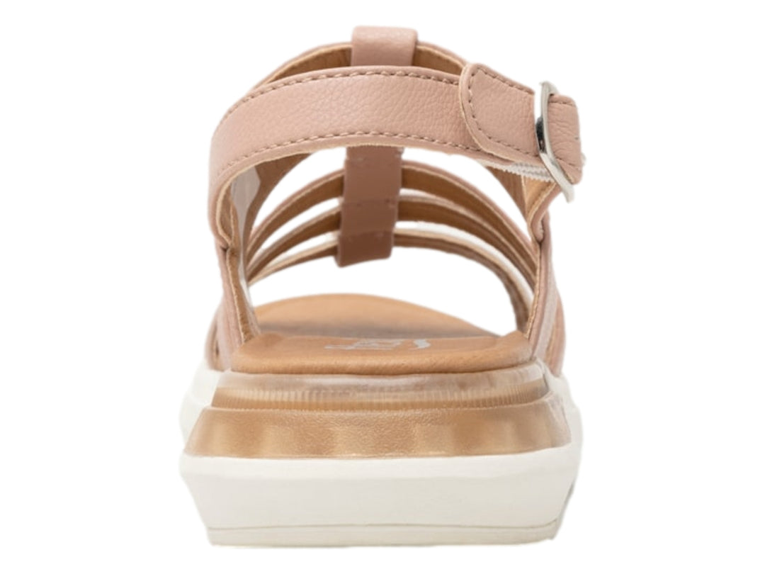 Sandalia Flexi color rosa con suela blanca y correas ajustables.