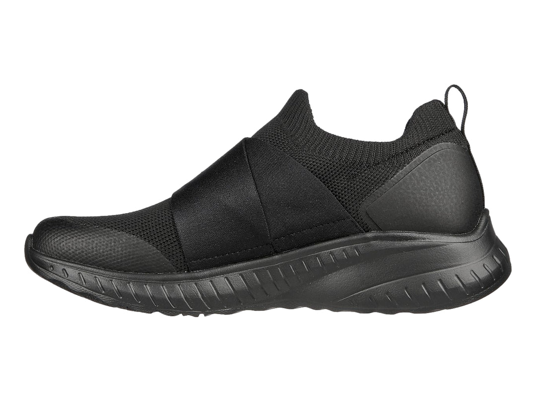 Tenis deportivos Skechers color negro, estilo slip-on con bandas cruzadas y suela texturizada.