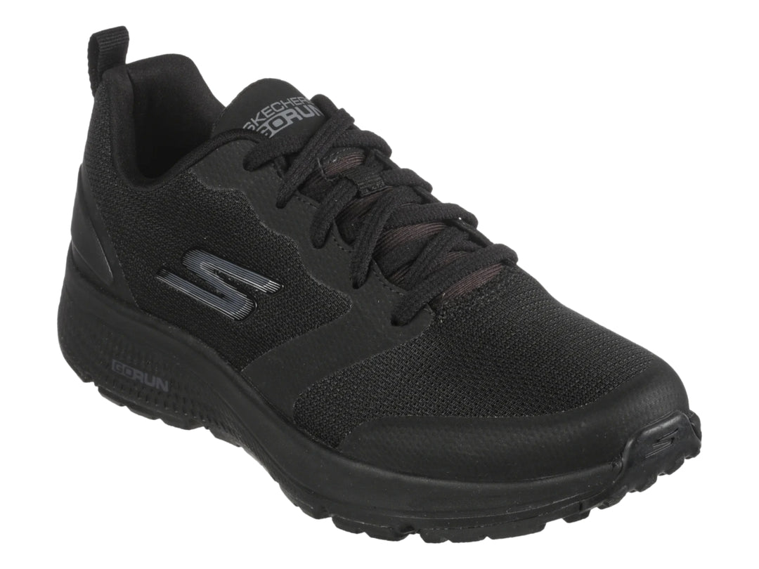 Tenis deportivos Skechers Go Run Consistent en color negro con malla transpirable y suela cómoda.