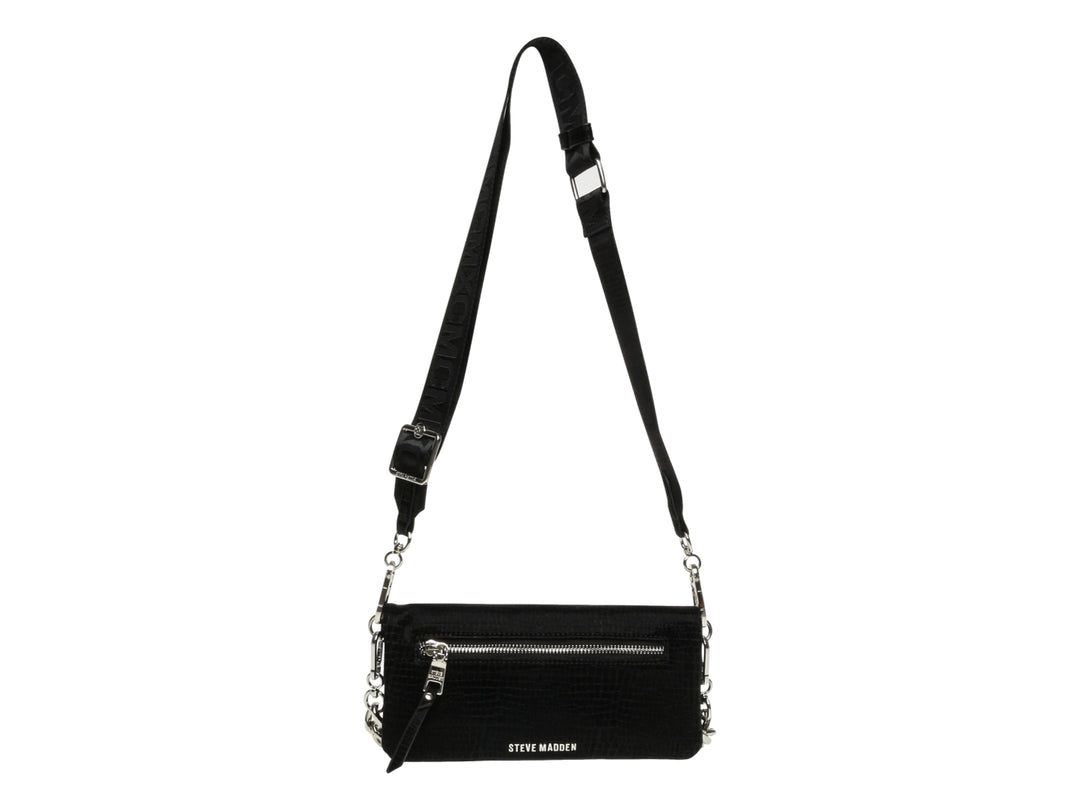 Bolso rectangular negro de Steve Madden con correa ancha y detalle de cadena plateada en la base.