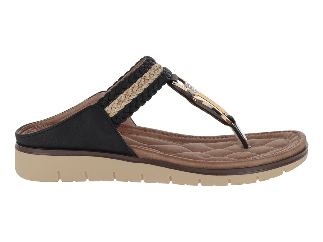 Sandalia de dedo color negro con tiras trenzadas en beige y negro, suela beige y plantilla acolchada.