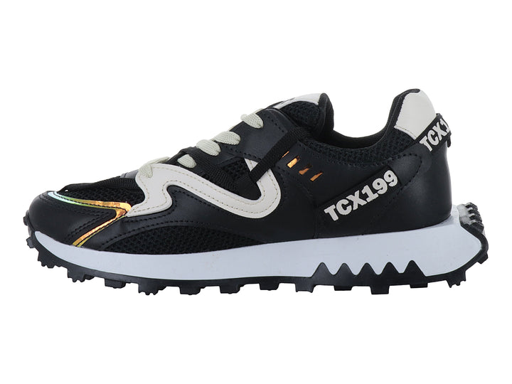 Tenis deportivos Ten Colours en color negro y blanco con detalles dorados y suela blanca dentada.