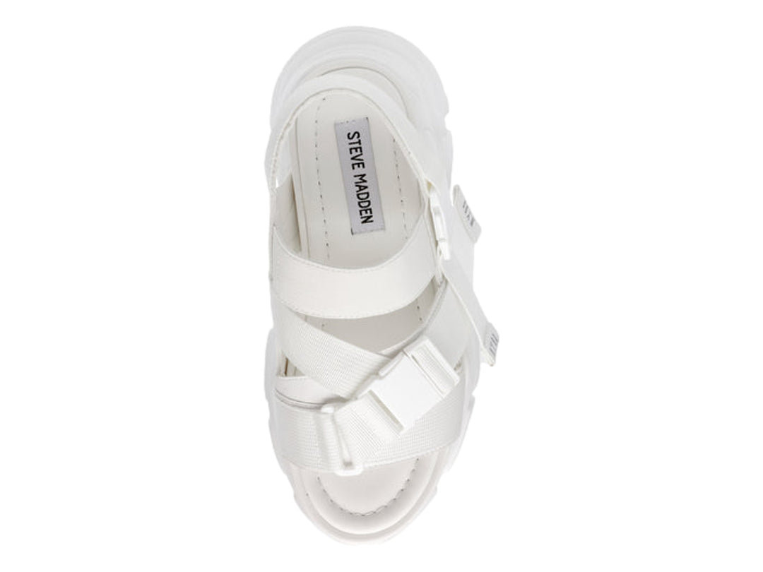 Sandalias Steve Madden Voltze en color blanco con plataforma gruesa y correas ajustables.