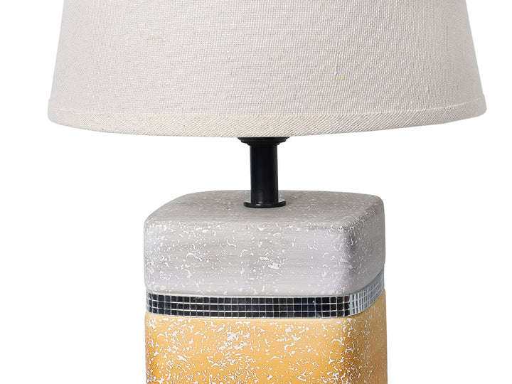 Lámpara de Mesa Kelder Café con Pantalla Textil y Base Cerámica
