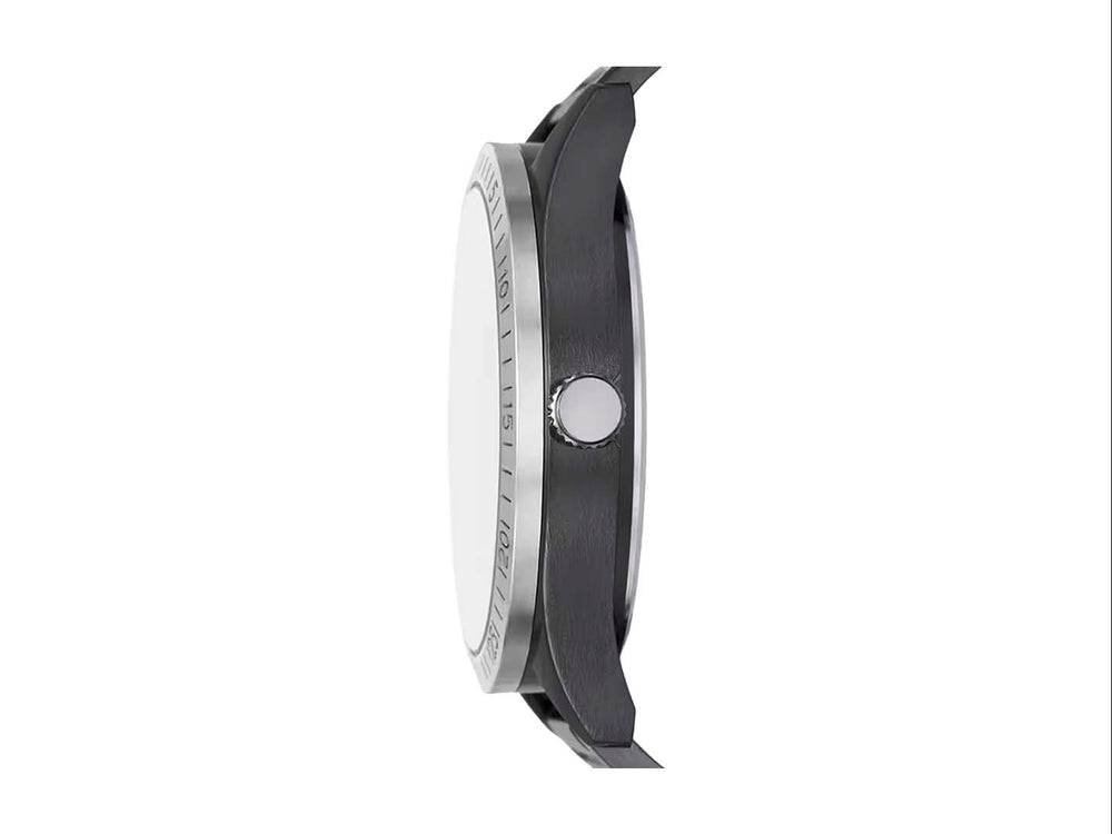 Set de 3 piezas FOLIO compuesto por un reloj, una pulsera y un collar en colores negro y plateado.